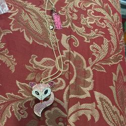Fox Necklace ( Betsy Johnson) 