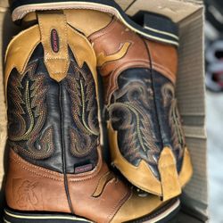 Size 7.5 Boots 