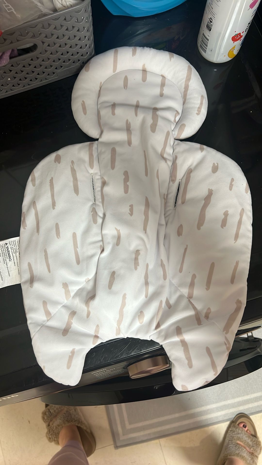 Free 4moms Reversible Newborn Insert