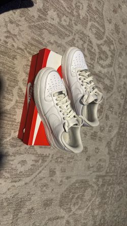 Nike Air Force White Size 9.5 Asking $25