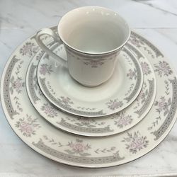 Dynasty Fine China – 28 Piece