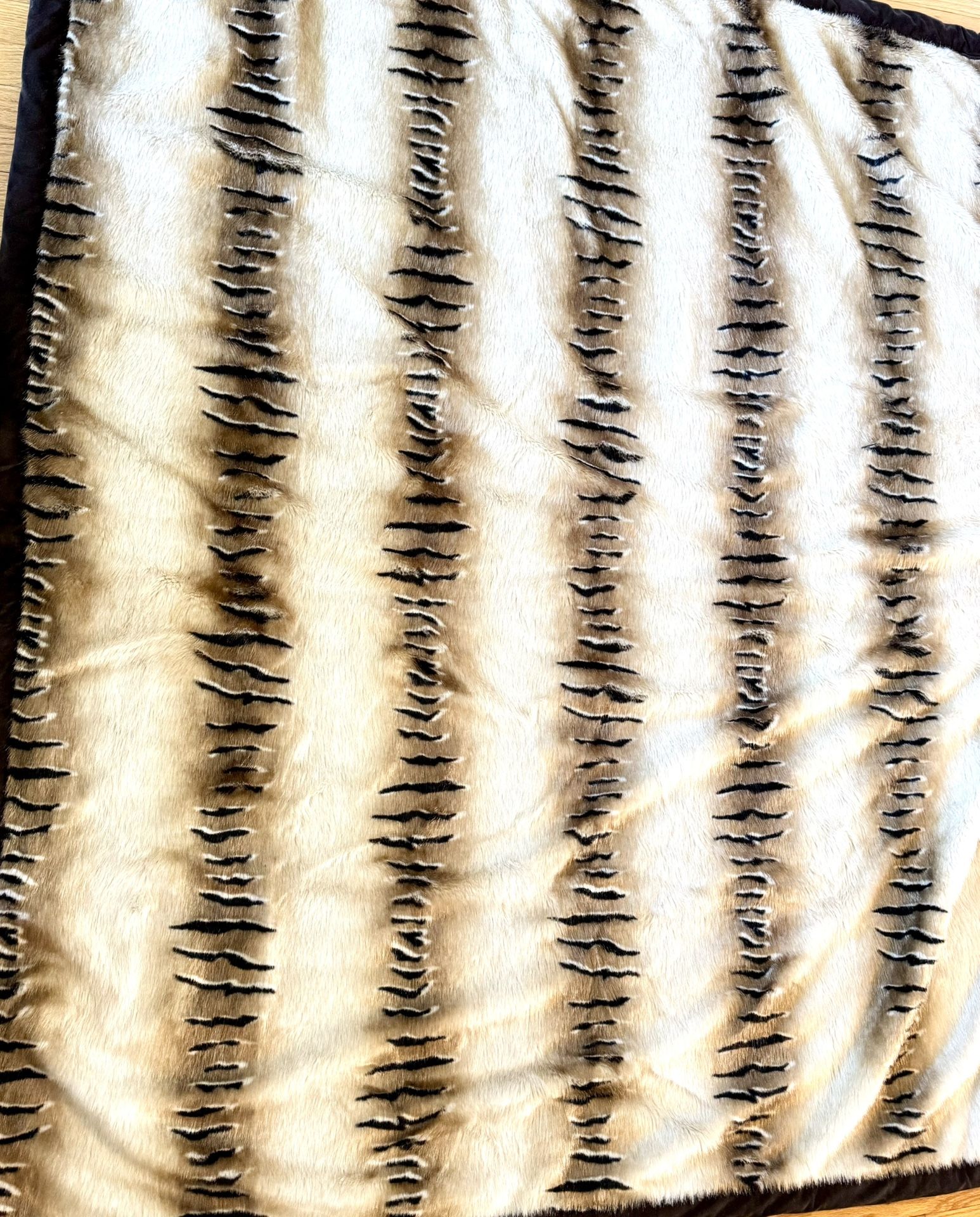 Luxury Faux Fur Throw