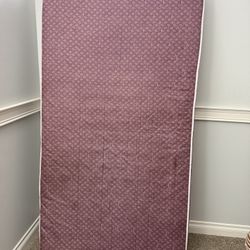 Twin Size Mattress – Clean, Firm, Great Condition 