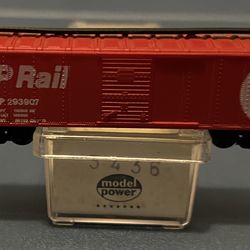 Model Power N Scale Box Car - CP Rail