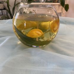 FLOATING FLOWERS CANDLE