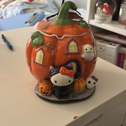 Hello Kitty Ceramic Halloween 