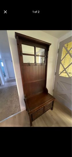 Entry Bench
