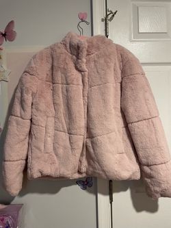 Fashion Nova Woman's Size Small Fur Faux Coat