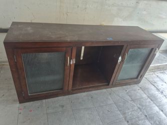 Free entertainment center