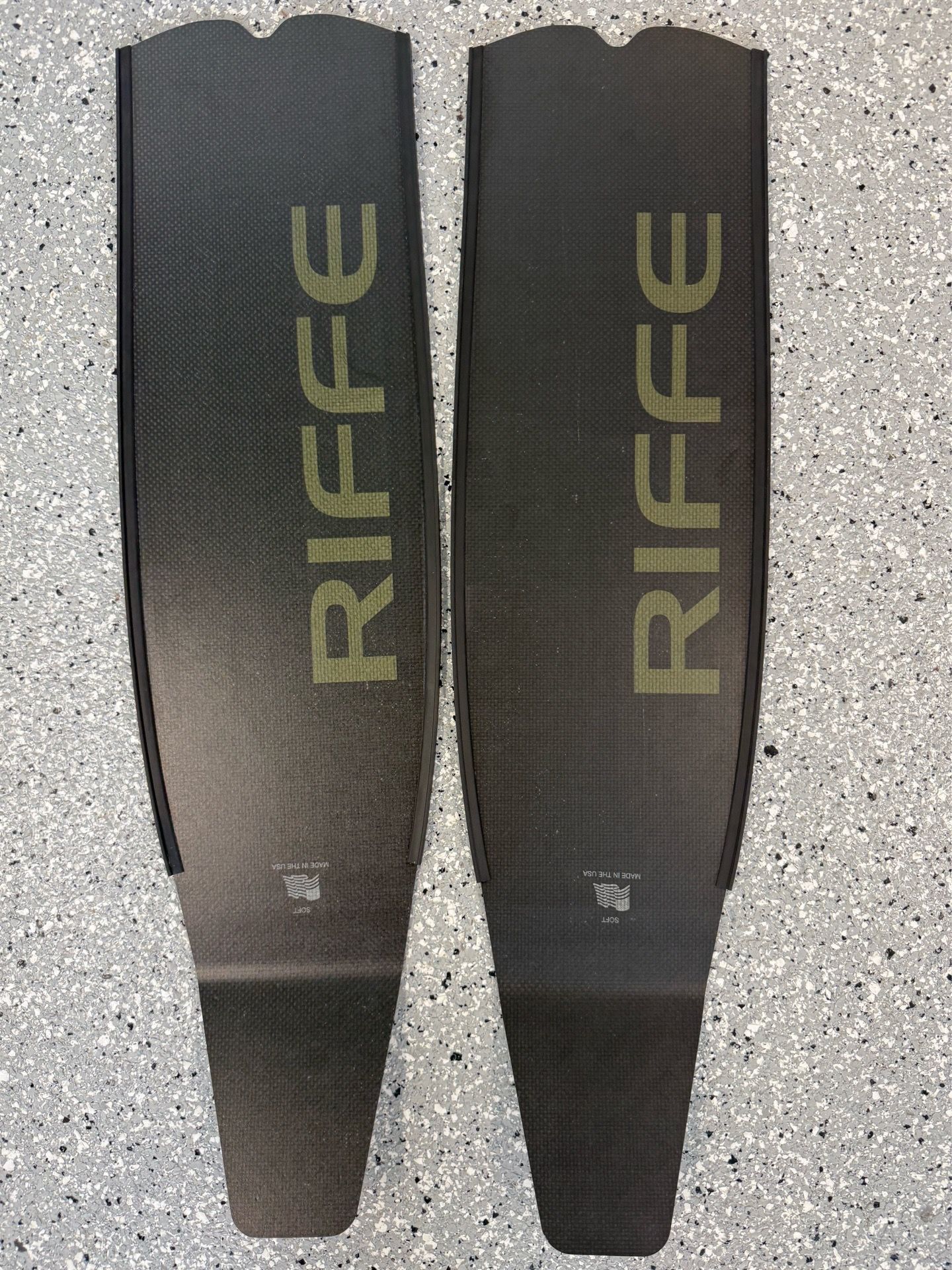RIFFE Carbon Fins