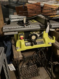 Saws / workbench