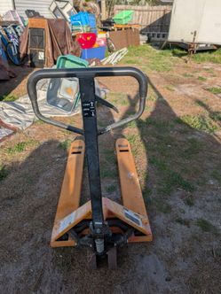 Pallet jack