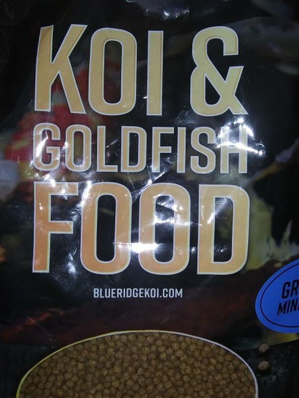 NEW KOI AND GOLDFISH FOOD MINI PELLETS