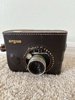 Argus Vintage 35mm Film Camera with Leather Case