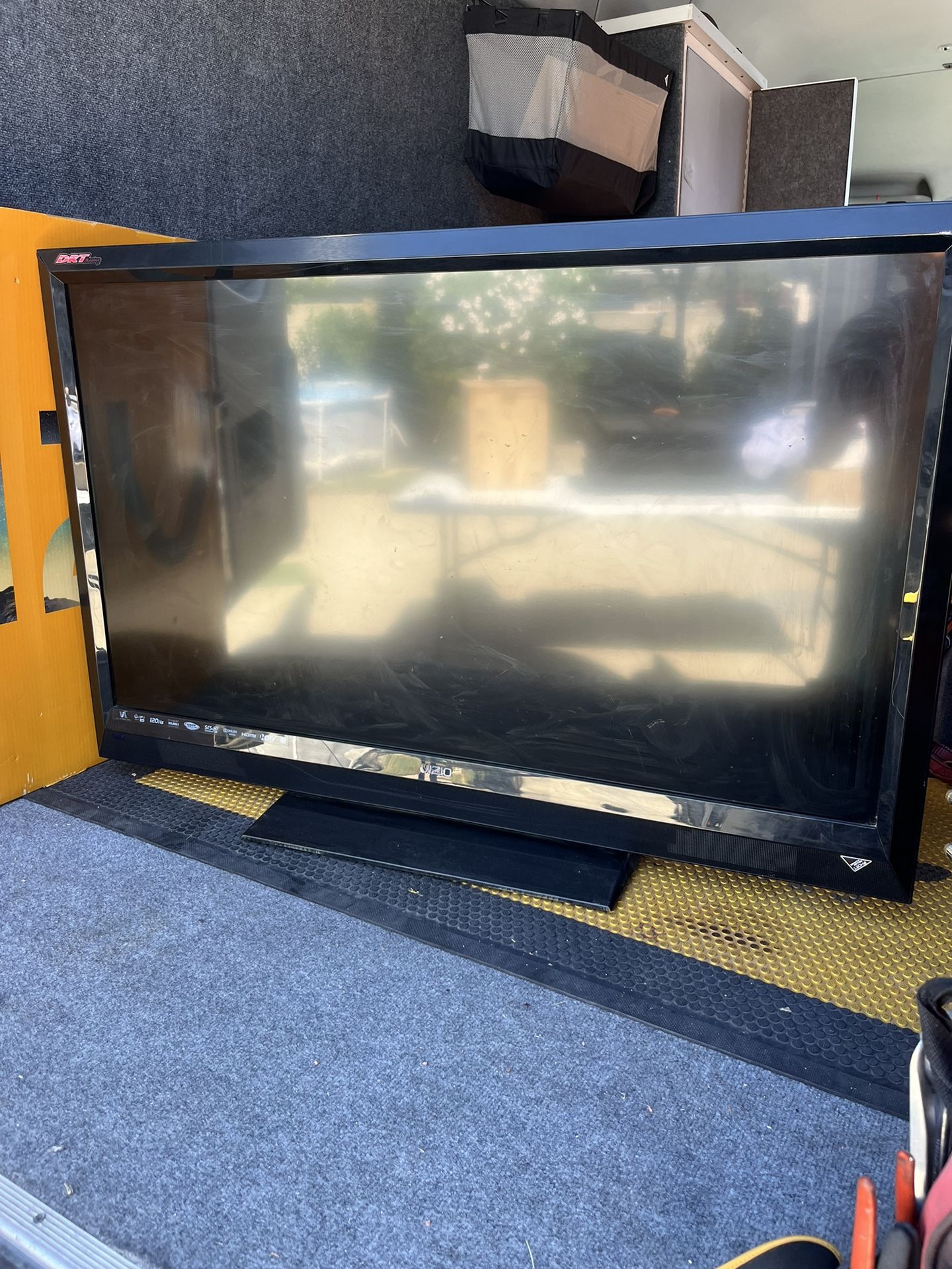 Vizio 47”