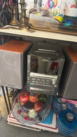 Panasonic  Radio  & tapes & C D Player  $12.00