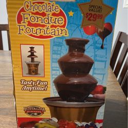 Chocolate Fondue fountain