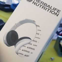 HEADSET WIRELESS  NEW..GOOD  DOUND