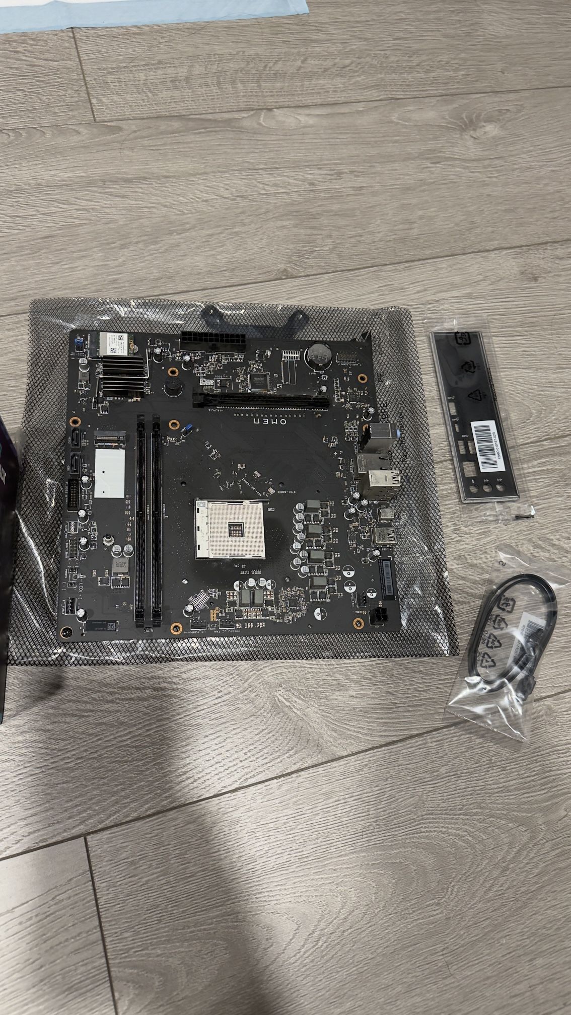 AMD (AM4) m-ATX Motherboard HP Omen