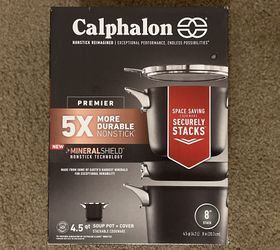Calphalon 4.5 Qt soup pot w/cover