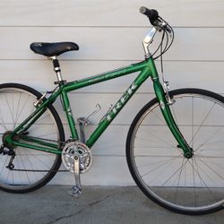 TREK 7500 MULTITRACK GREEN BIKE