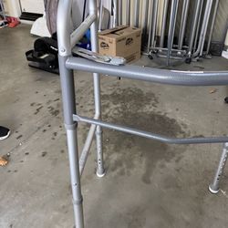 Walker With Wheels 