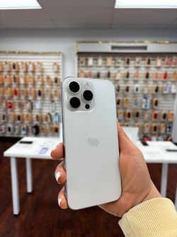 📱 Apple iPhone 15 Pro Max – Starting at $649 or Just $1 to Take It Home Today! Save up to 50% Off + Full 1-Year Warranty 🔥