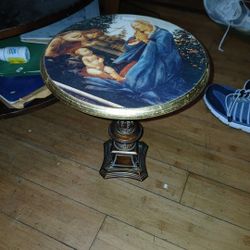 Vintage Italian Pedestal Side Table Featuring An  Angel And Two Children 