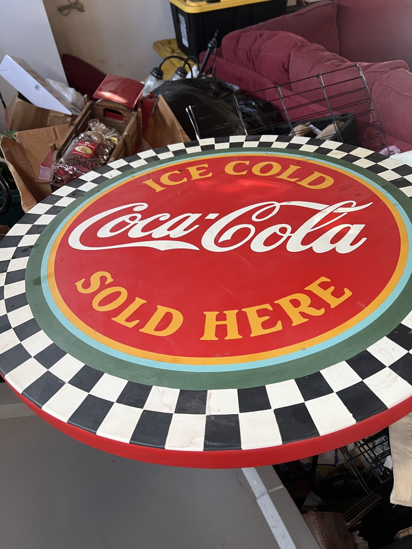 200 Obo Vintage Coca Cola Table