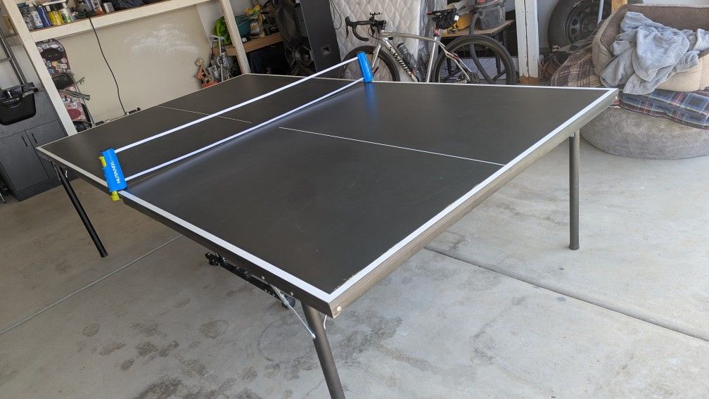 Stiga Ping Pong Table