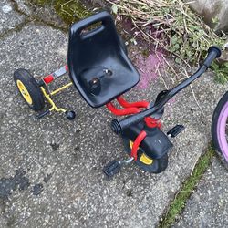 Tricycle price 10$   Pick up    E   72   and grand view    E   Tacoma