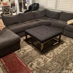 Sectional Sofa With Ottoman