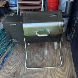  Green Mountain Grill Davy Crockett Pellet Grill wifi enabled 