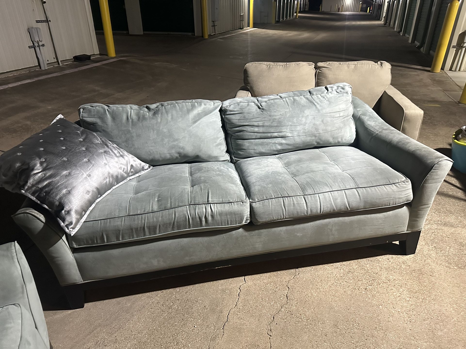 Cindy Crawford Raymour & Flanigan (Full) Sleeper Sofa and Chair