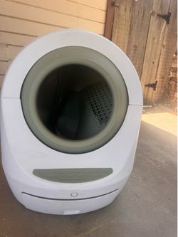 Automatic  litter box