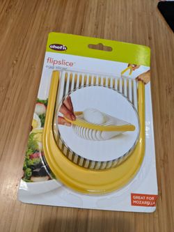 Chef'n Flipslice Egg and Mozzarella Slicer
