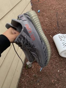 yeezy's beluga