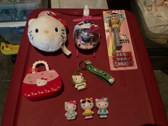 Hello Kitty lot