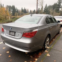 2004 BMW 5-Series 530i