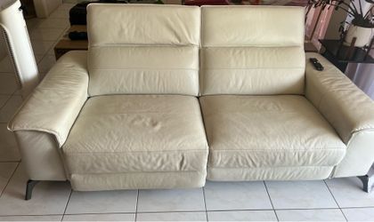 Two-seats cream recliner couch