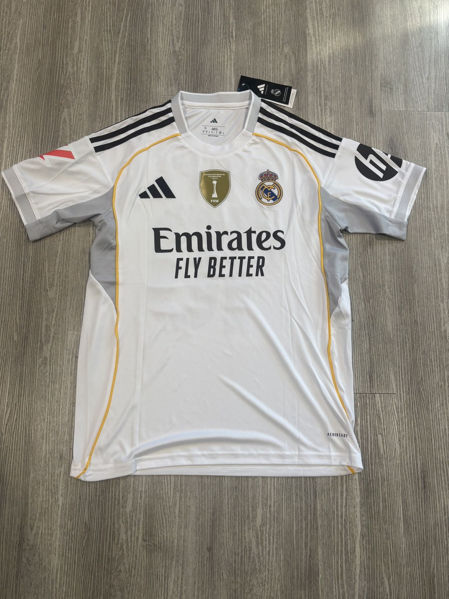 Adidas 2025/26 Real Madrid Home Jersey Mbappe 10 Size Small
