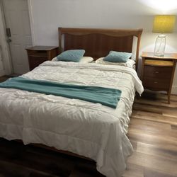 Bedroom Set With Nightstands 