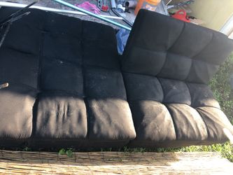 Futon been outside got wet and a little dirty 25$$$ come get it still works
