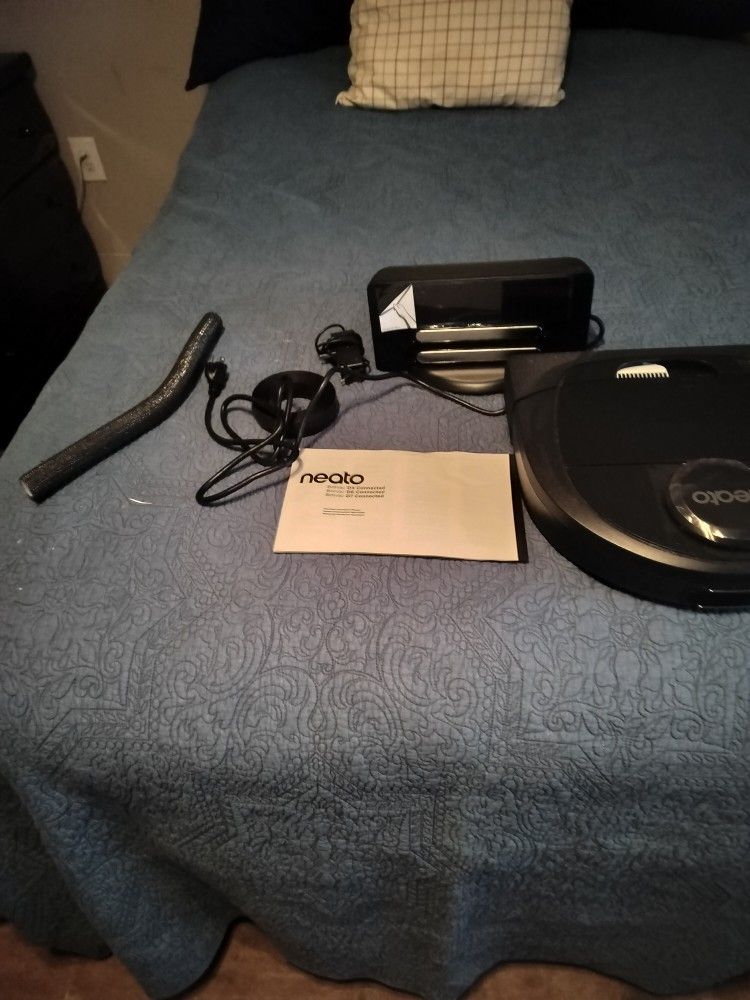 Neato Robotic Vacuum