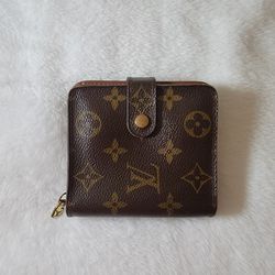Louis Vuitton Authentic Compact Zip Bifold Wallet for Sale in Los