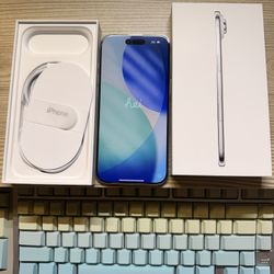 iPhone Air, Cloud White, 256GB Model A3260