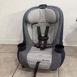 Safety 1st Ellaris 3-in-1 Convertible Car Seat, Slim Fit Design, Rear & Forward-Facing, 5-Position Headrest, 3-Across Fit, Travel-Friendly with Machin