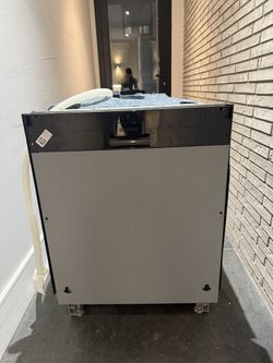  Bosch 800 Series Panel Ready Dishwasher New Open Box