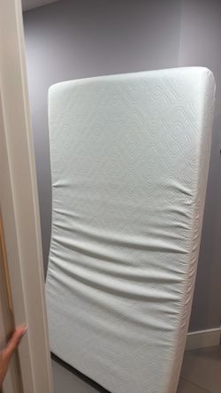 Twin size almost new mattress $15