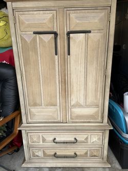 Bedroom Chest Hutch for Wheat Pennies